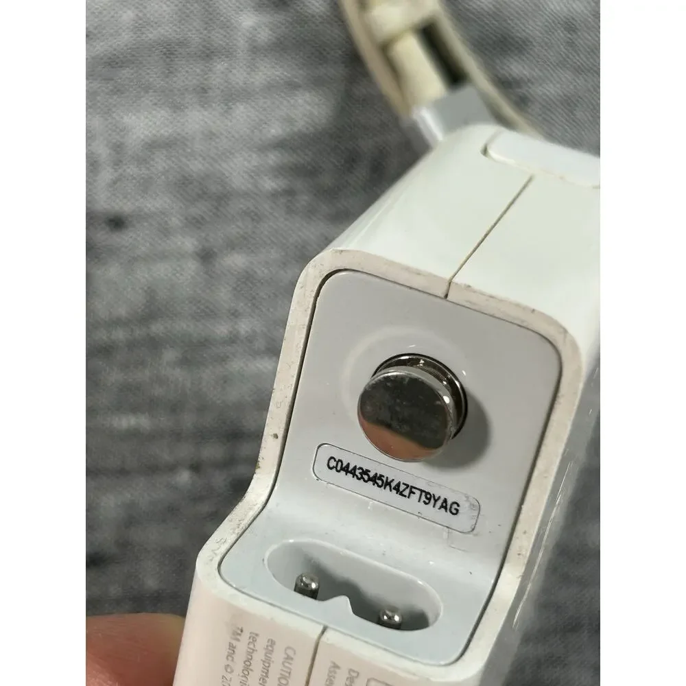 Apple MagSafe 2 Power Adapter MacBook Computer Charger White 60W Plug-In 2012